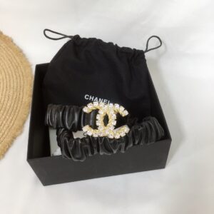 Chanel Belt With Double C Buckle Black With Gold-Toned Metal and Strass Hardware Women Belt – 80 Eu – 95 Cm