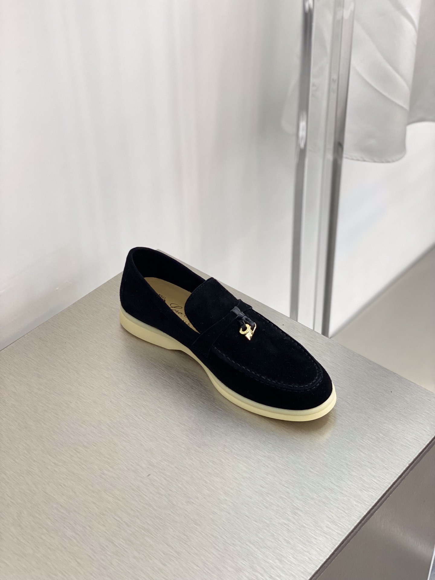 Loro Piana Summer Charms Walk Loafers Caviar For Women – FAE5444 MB97 - Image 18