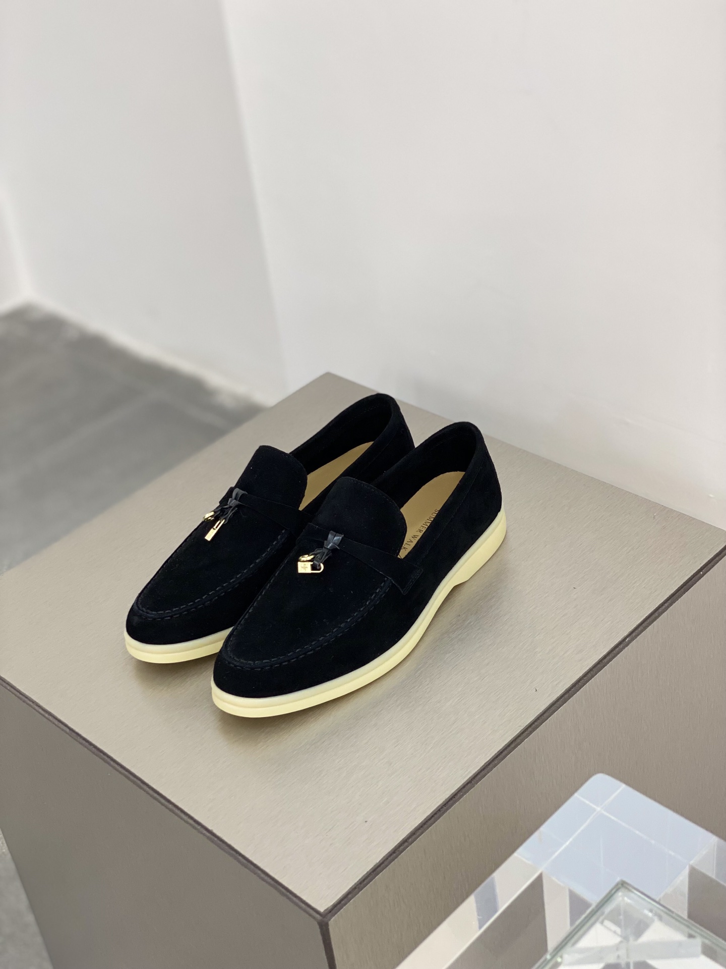 Loro Piana Summer Charms Walk Loafers Caviar For Women – FAE5444 MB97 - Image 17