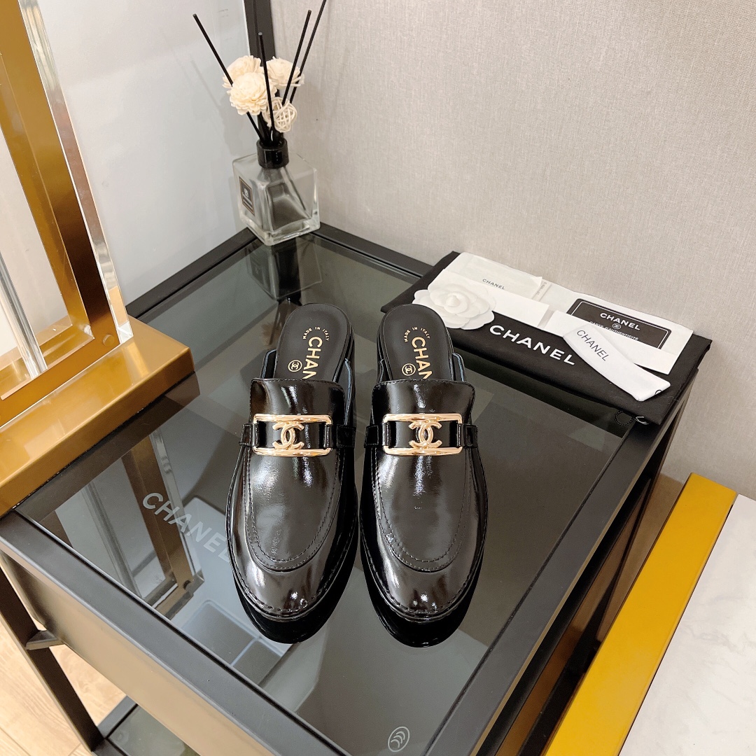 Chanel Women’s Loafers Black For Women - Image 2