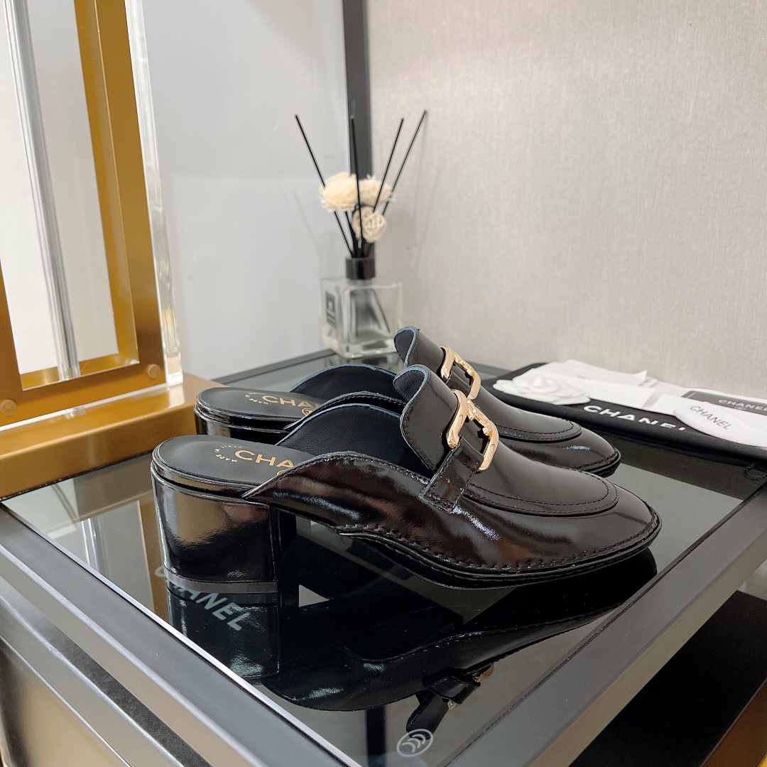 Chanel Women’s Loafers Black For Women - Image 4