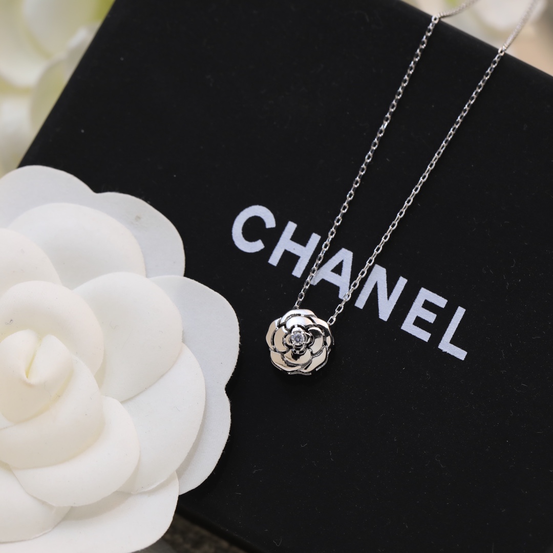 Chanel Necklace - Image 2