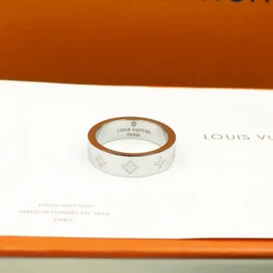 Louis Vuitton Ring