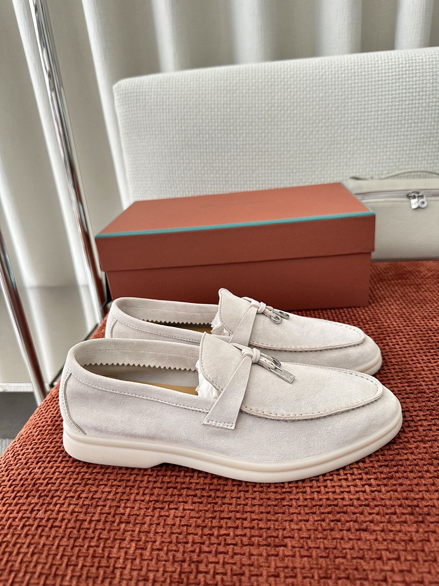 Loro Piana Summer Charms Walk Loafers Powder Pearl For Women – FAE5444 A760 - Image 12