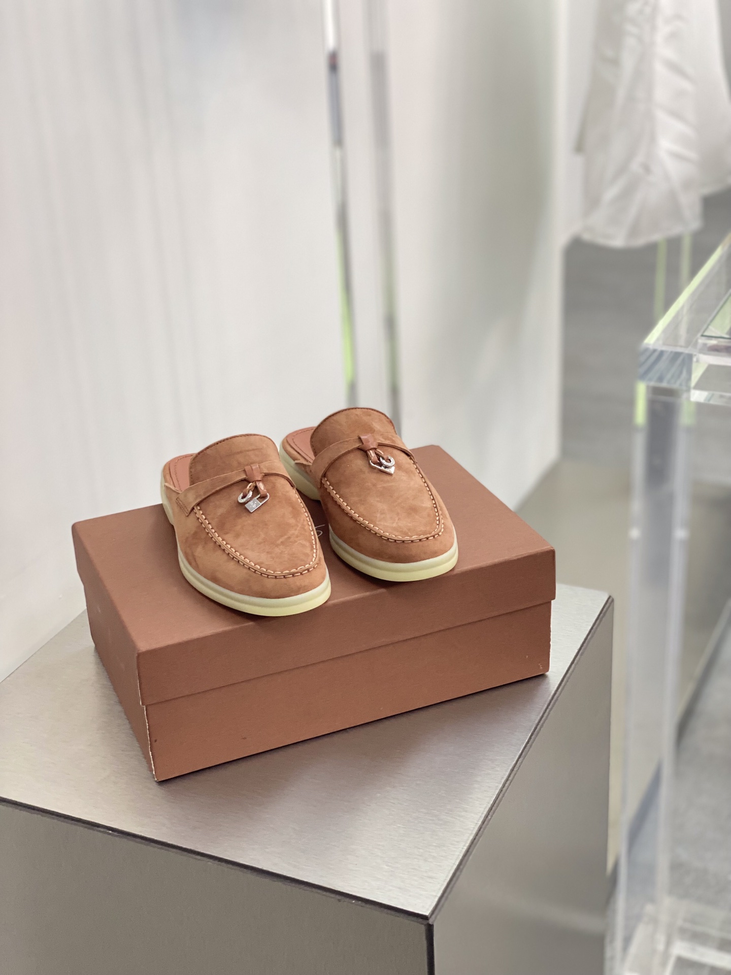 Loro Piana Babouche Charms Walk Loafers Sorbet Pink For Women – FAI1543 303J - Image 12