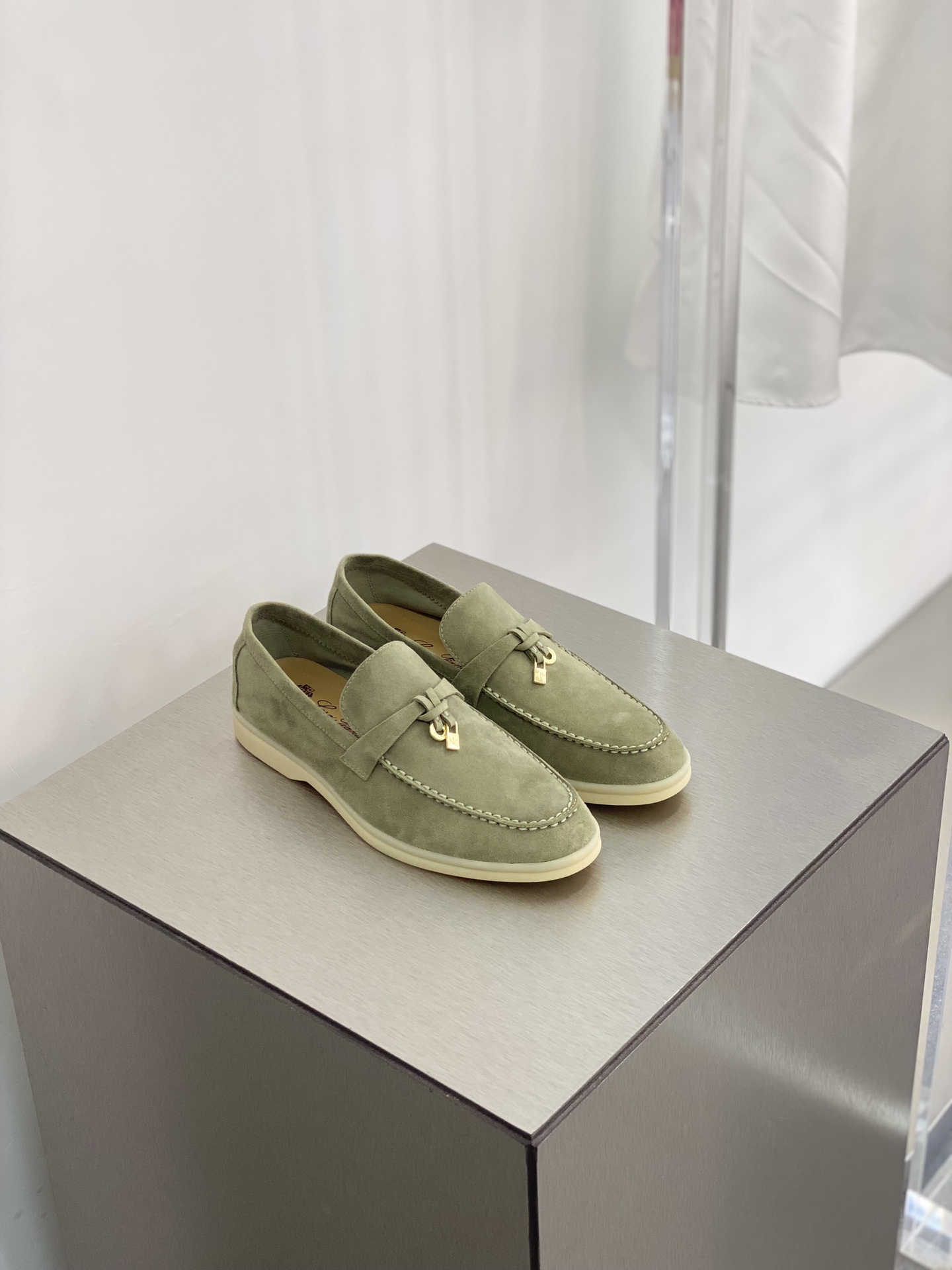 Loro Piana Summer Charms Walk Loafers Tea Room For Women – FAE5444 50KY - Image 15