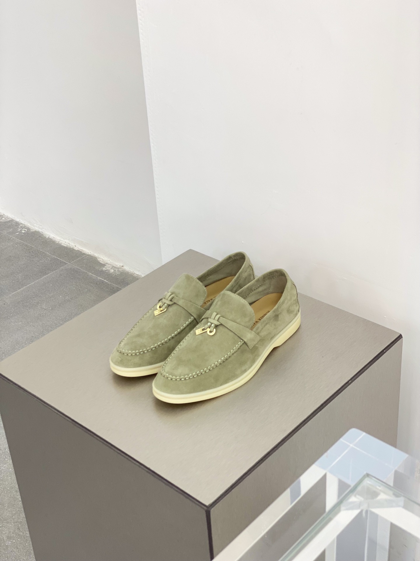 Loro Piana Summer Charms Walk Loafers Tea Room For Women – FAE5444 50KY - Image 14