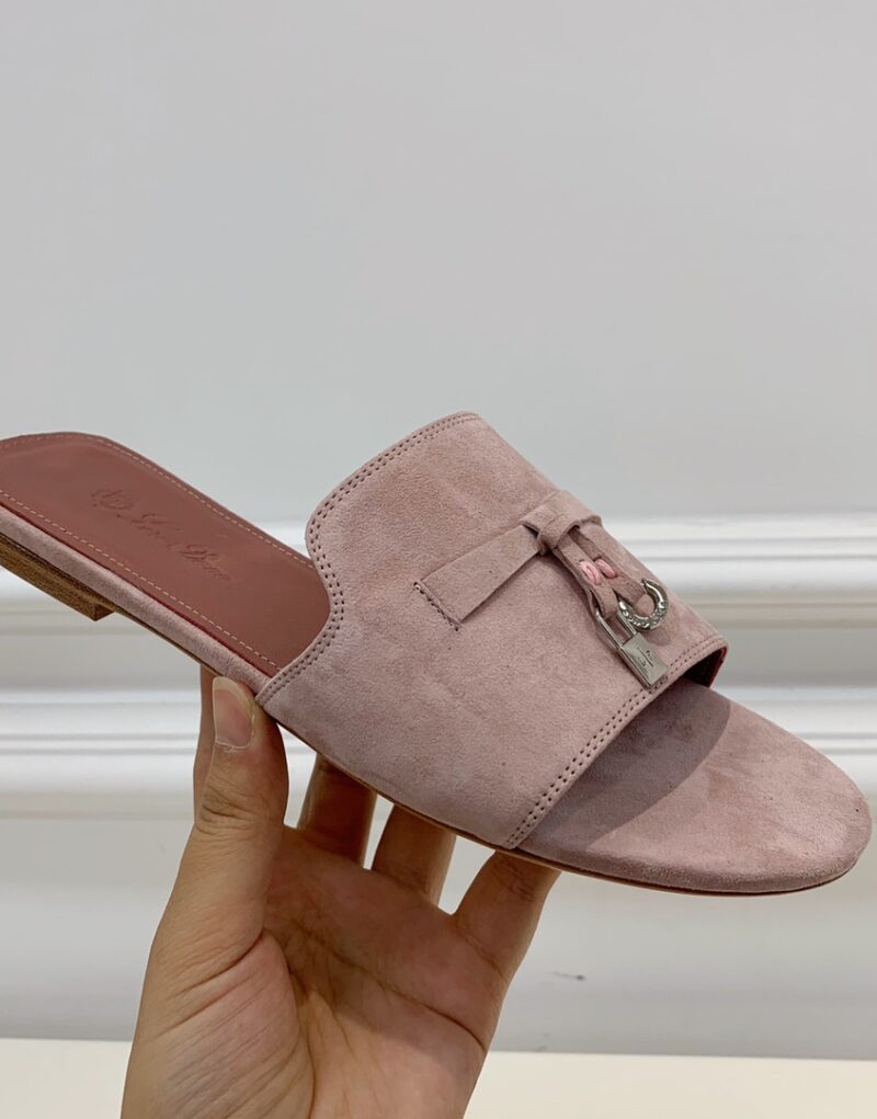 Loro Piana Summer Charms Sandal Pink Shell For Women – FAI5580 30D2 - Image 9