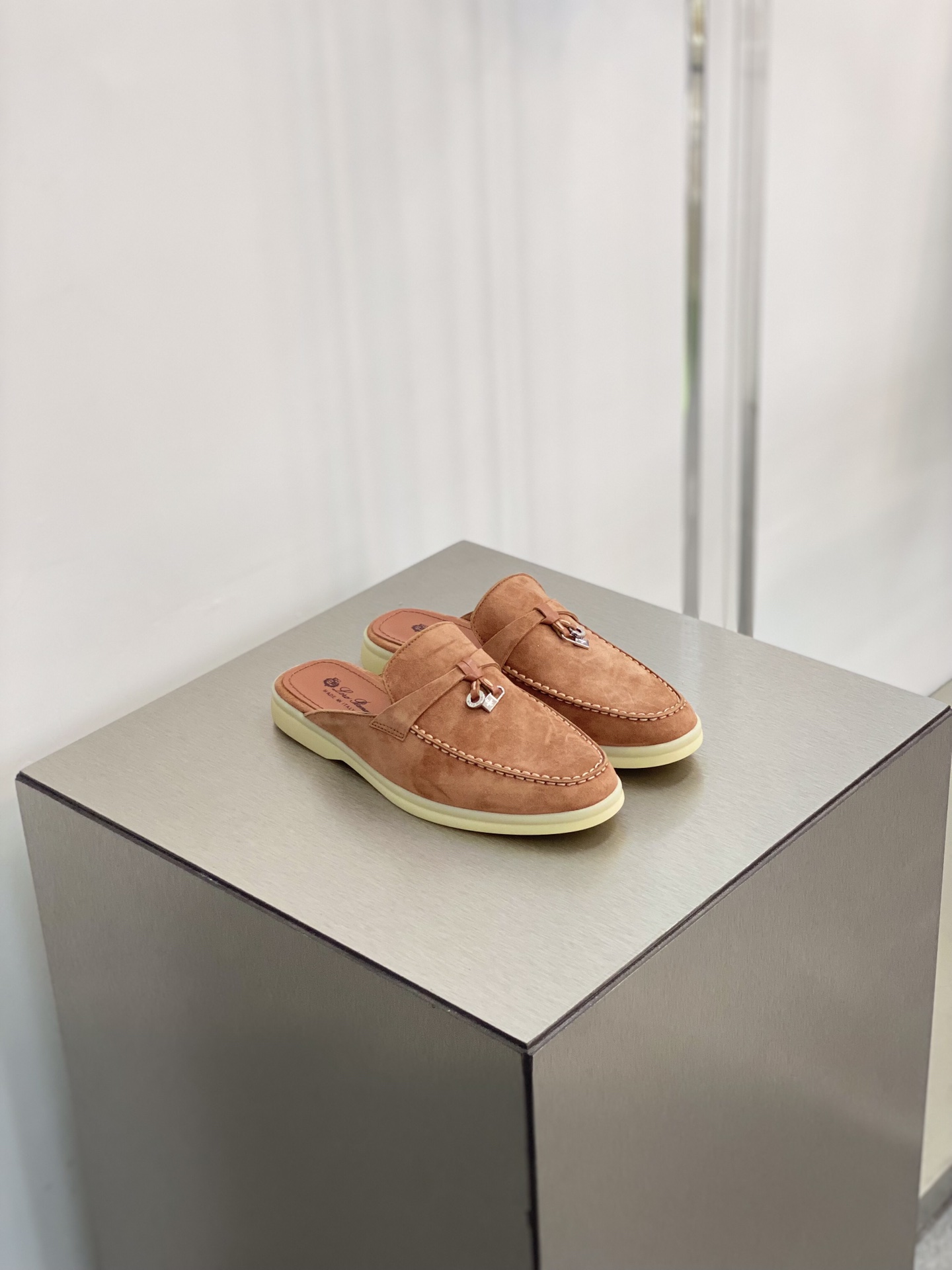 Loro Piana Babouche Charms Walk Loafers Sorbet Pink For Women – FAI1543 303J - Image 14