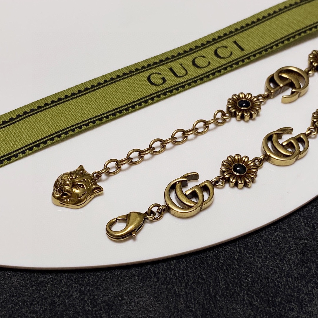 Gucci Double G Bracelet Gold For Women - Image 10