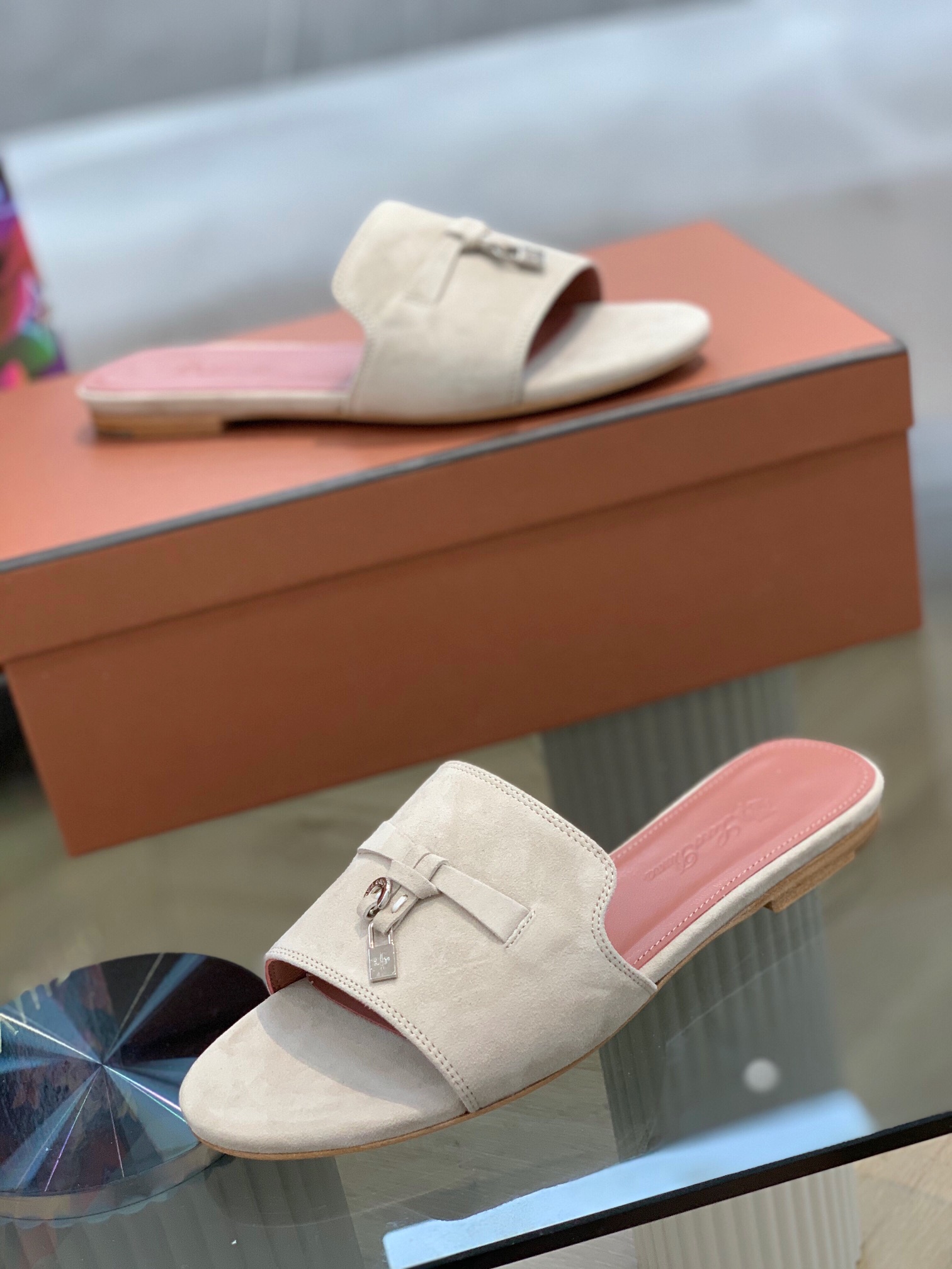 Loro Piana Summer Charms Sandal Powder PearlFor Women – FAI5580 A760 - Image 11