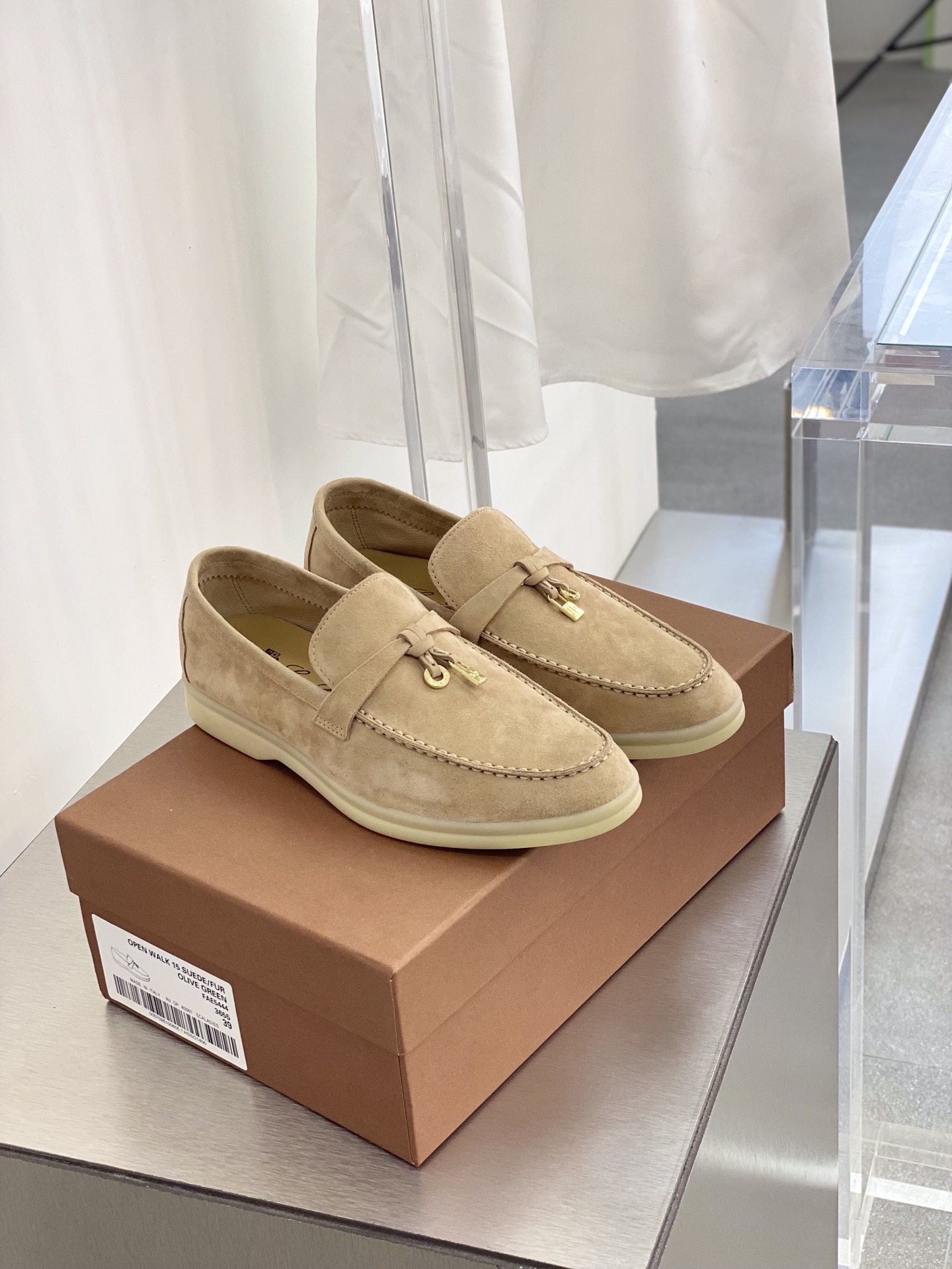 Loro Piana Summer Charms Walk Loafers Sandstone For Women – FAE5444 D044 - Image 12