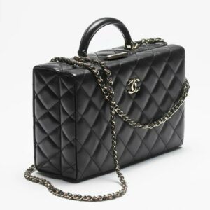 TRUE TO ORIGINAL | Chanel Box bag with silver hardware 20x13x7cm