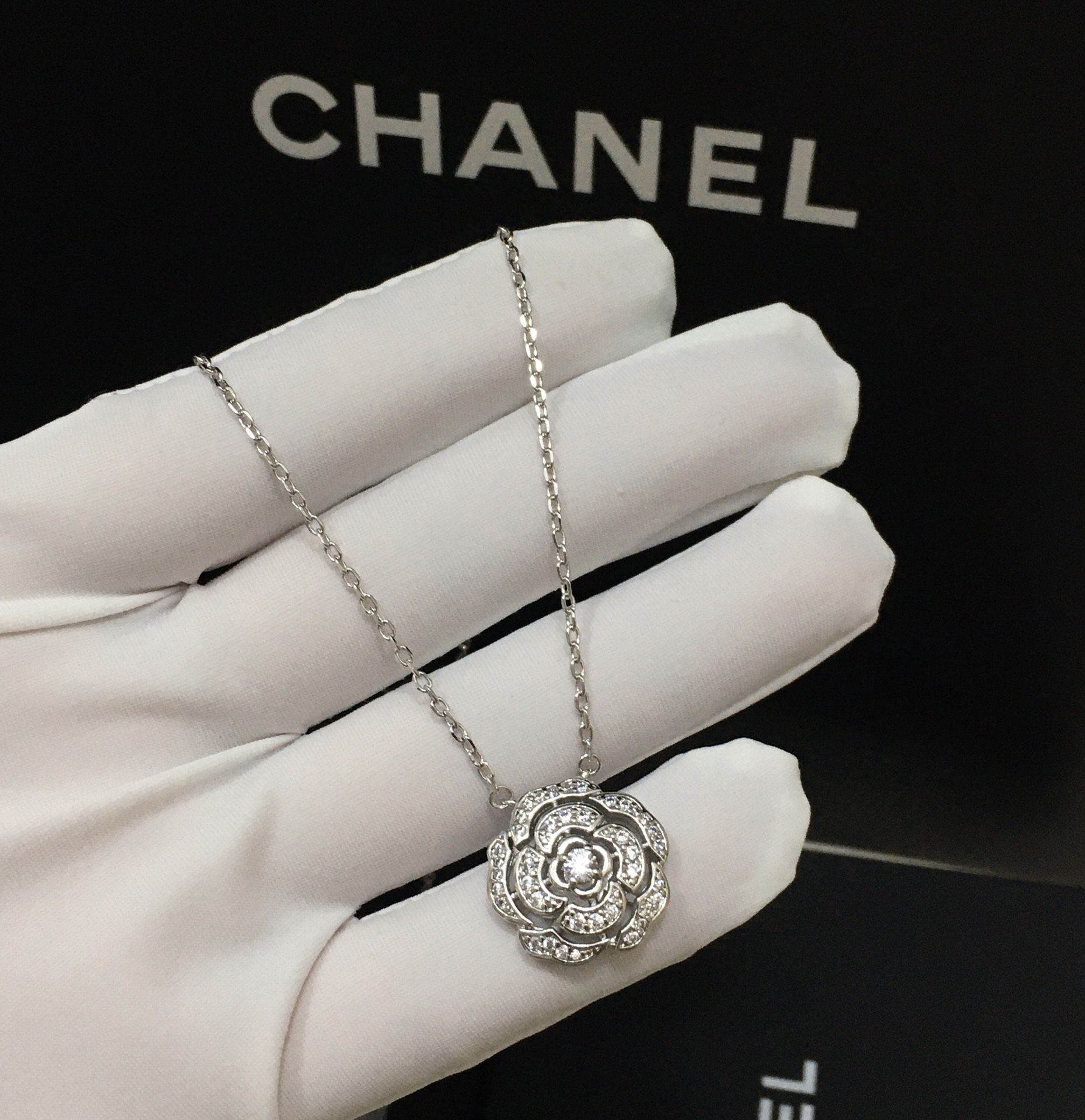 Chanel Bouton De Camélia Necklace Silver Tone For Women J12071, 3599591939884 - Image 4