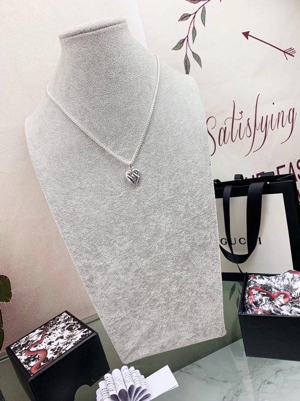 Gucci Broken Heart Necklace Silver Tone For Women - Image 6