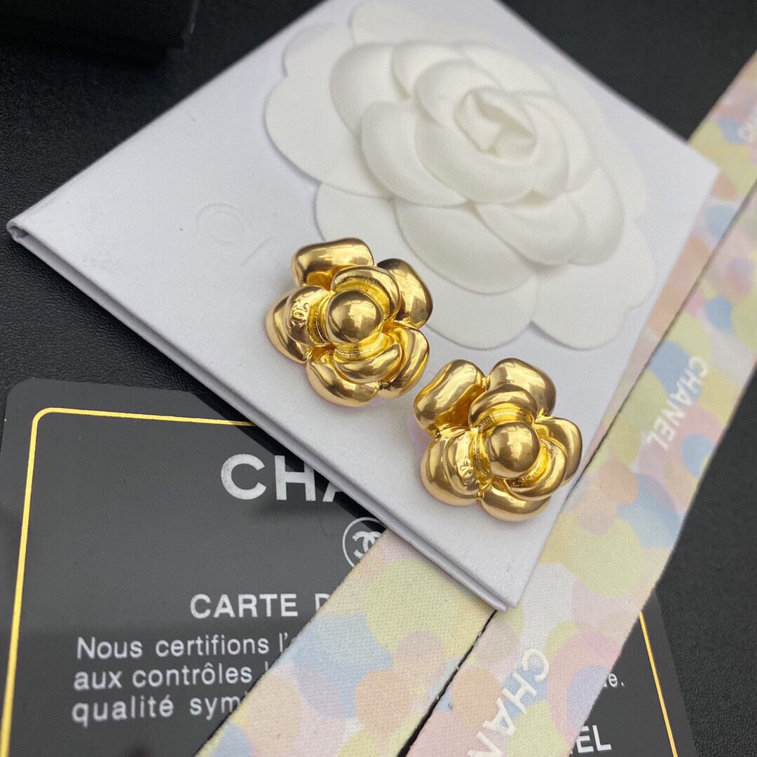 Chanel Camellia Stud Earrings Gold For Women - Image 3