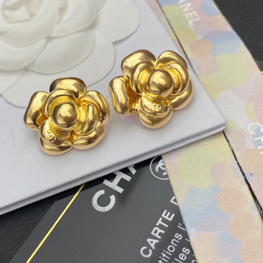Chanel Camellia Stud Earrings Gold For Women - Image 5