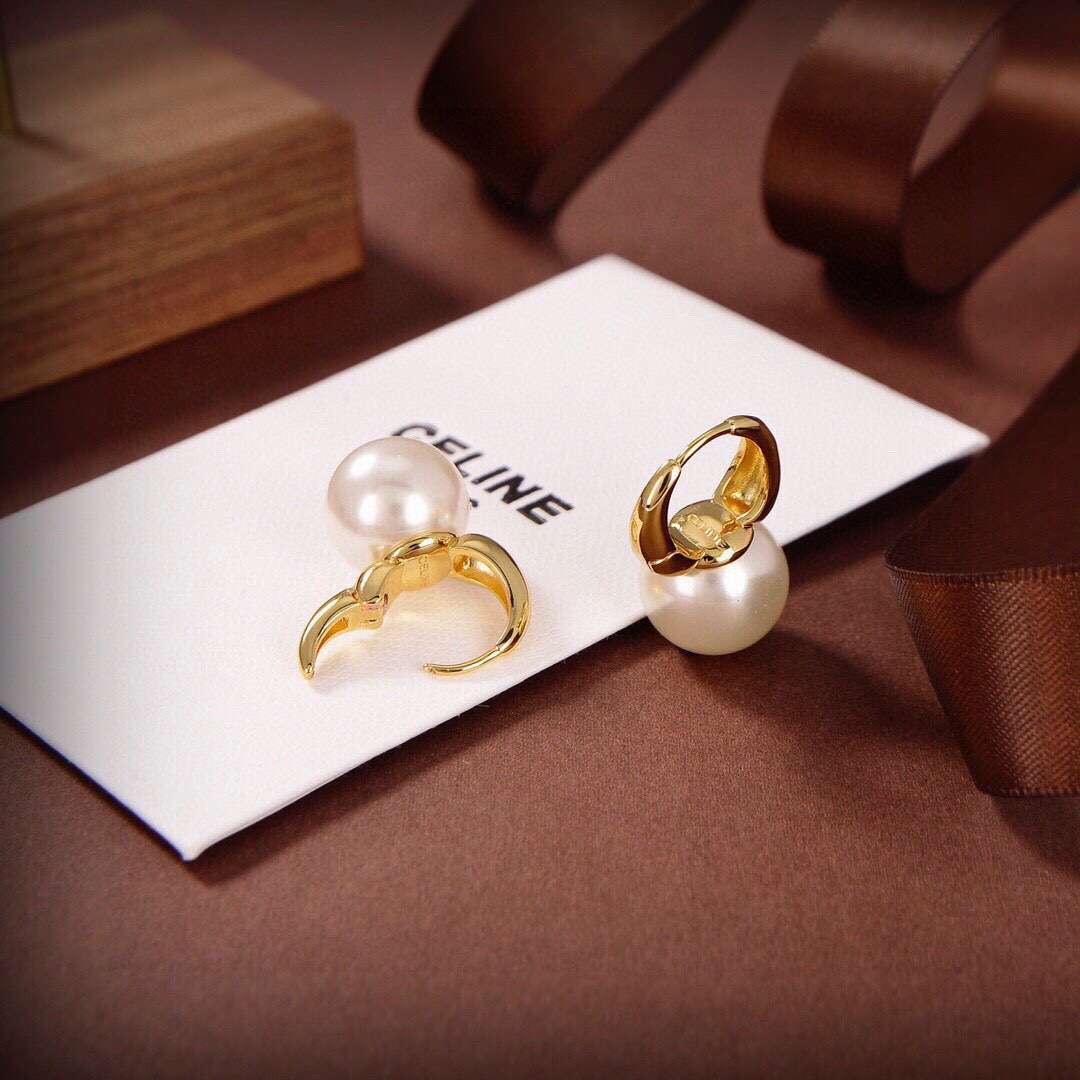 Celine Pearl Earrings Gold For Women - Image 3