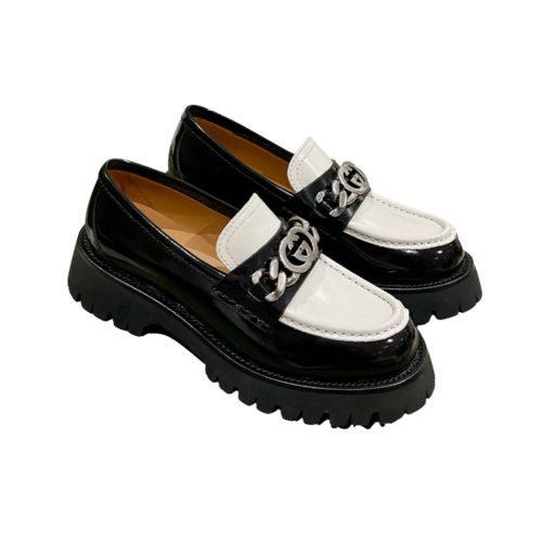 Gucci Chain Double G Logo Fastener Loafers White For Women