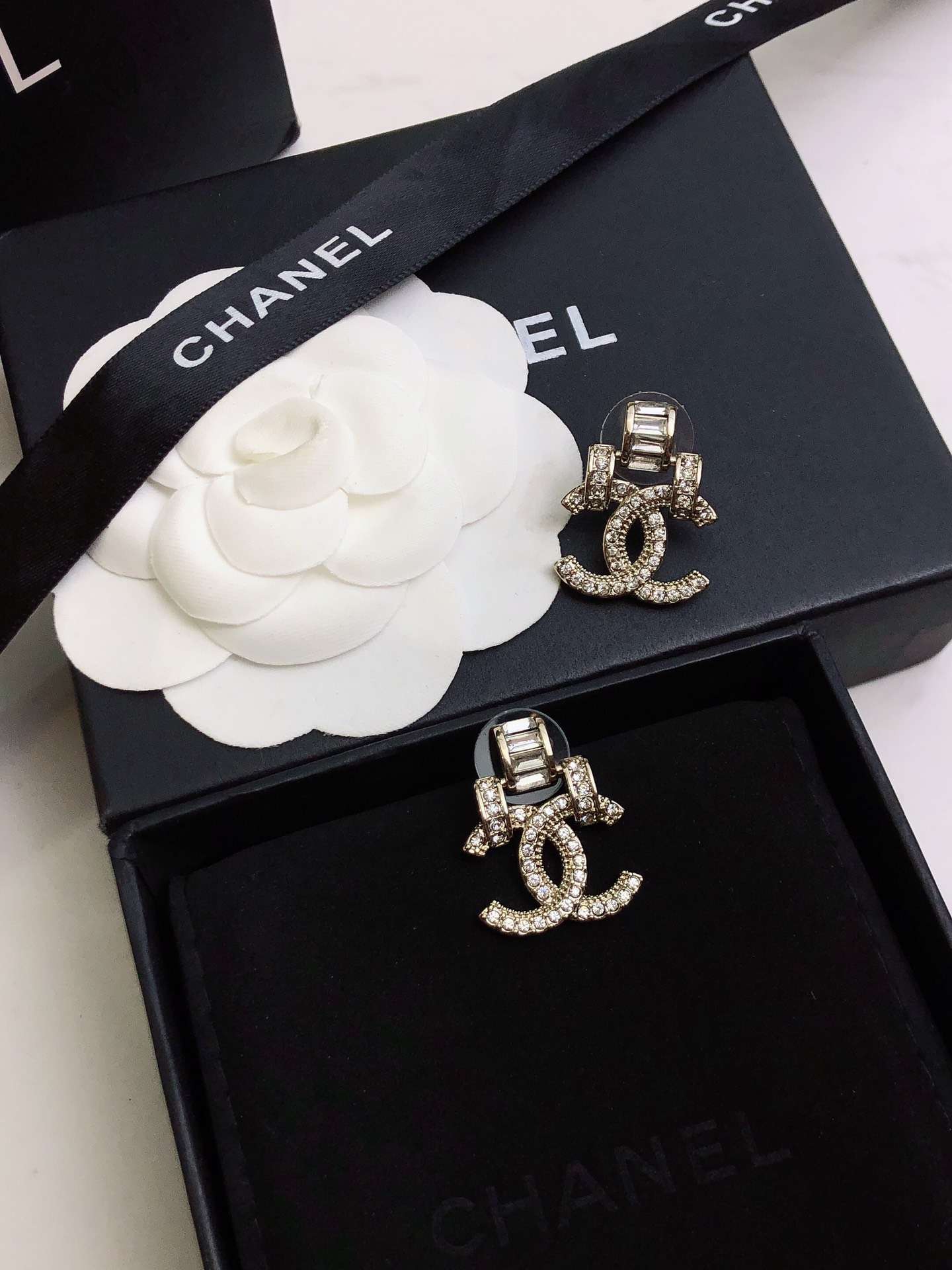 Chanel Double C Earrings Gold For Women - Image 9