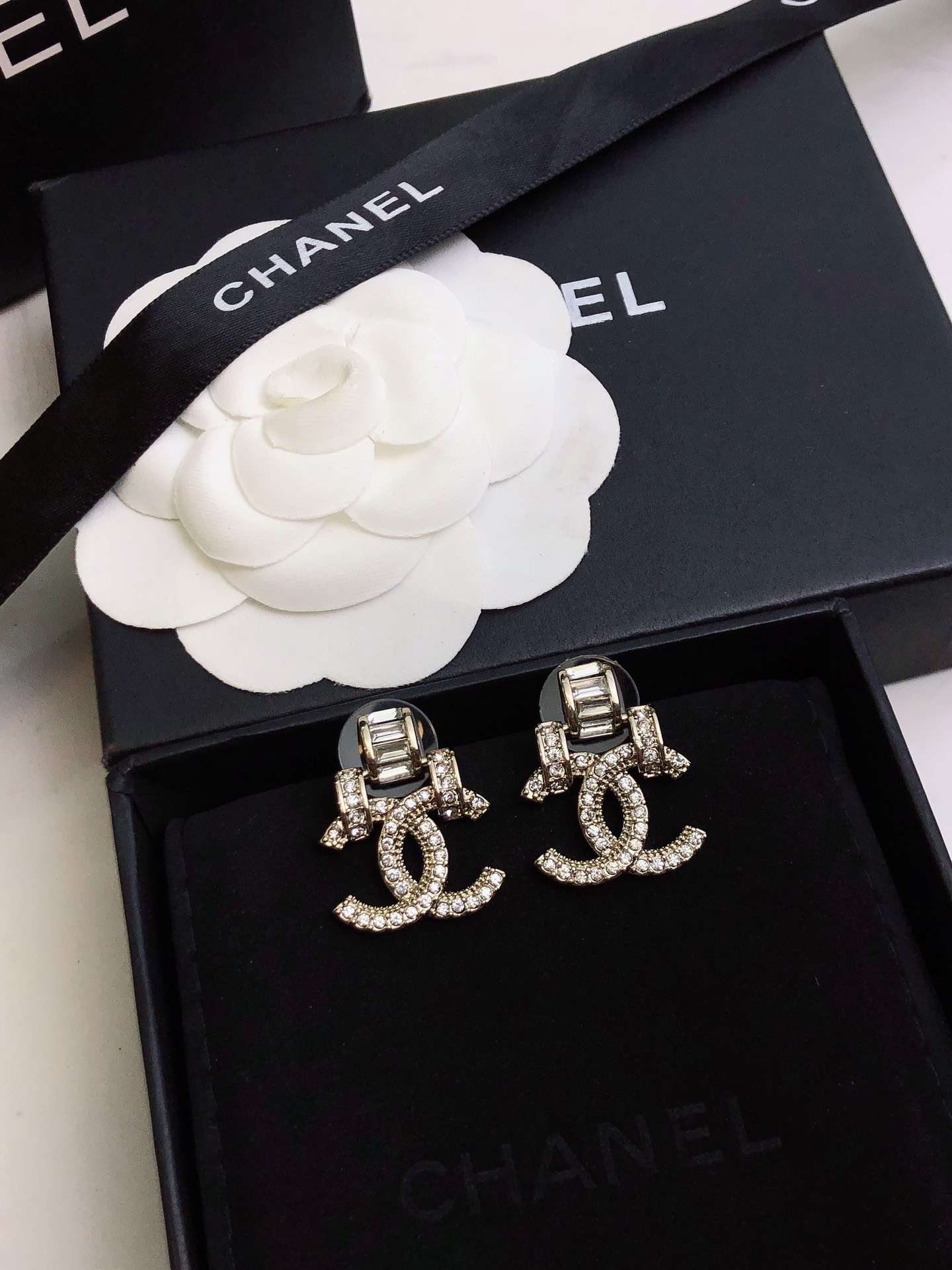 Chanel Double C Earrings Gold For Women - Image 7
