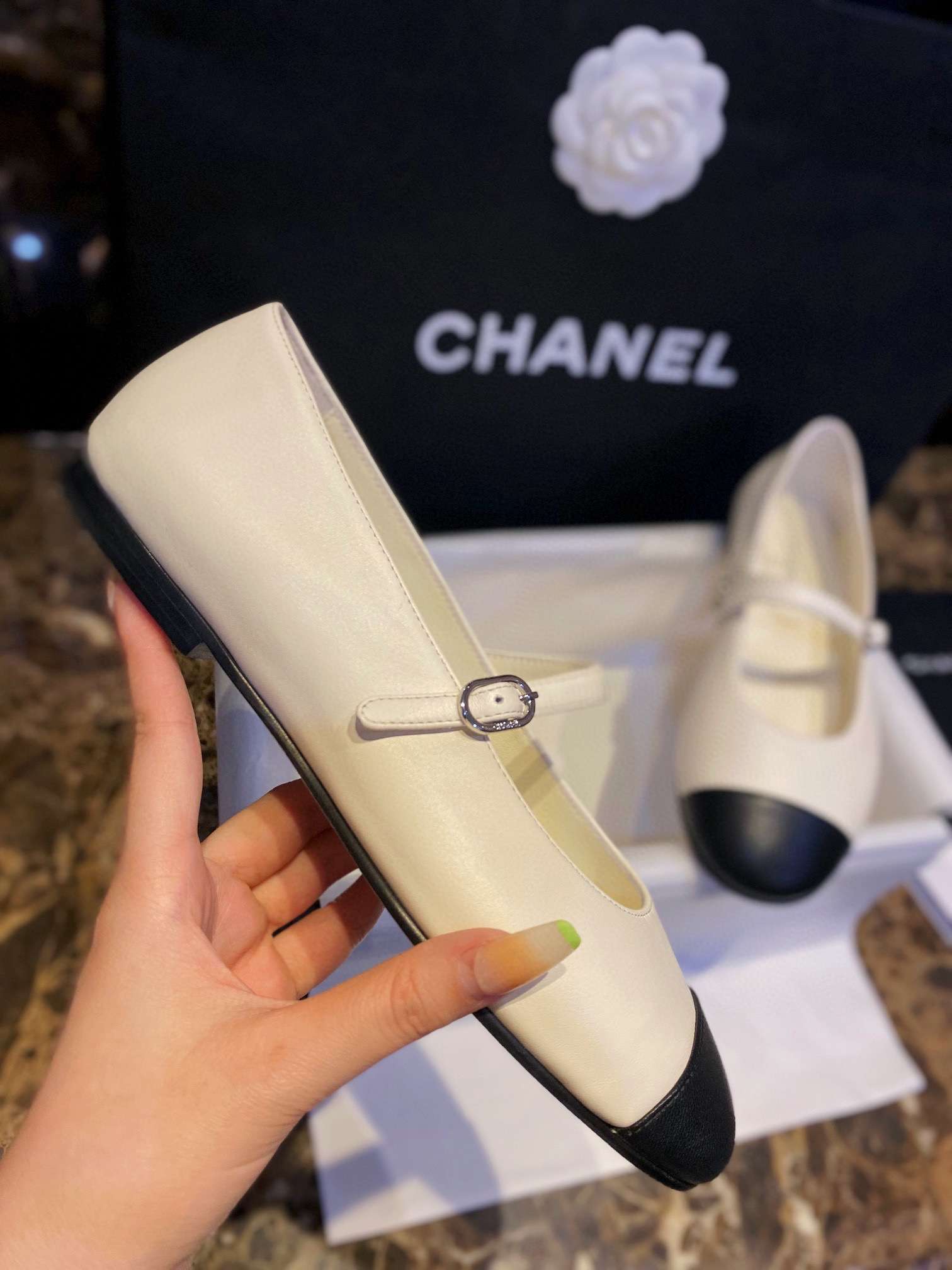 Chanel Interlocking CC Logo Mary Jane Flats White For Women - Image 4