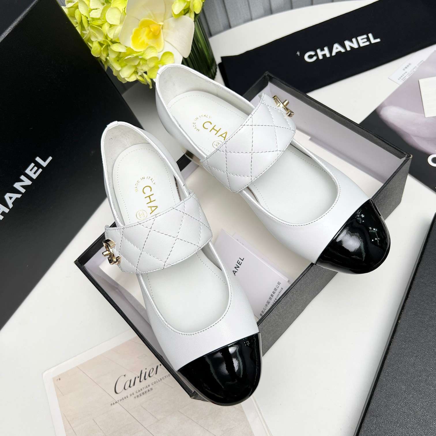 Chanel Logo CC Mary Jane White For Women - Image 3