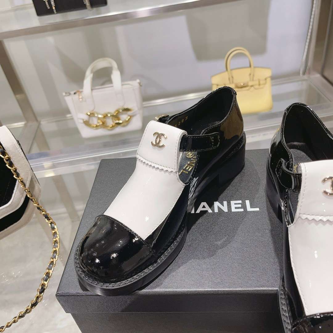 Chanel Mary Jane Loafers Hidden White For Women - Image 6