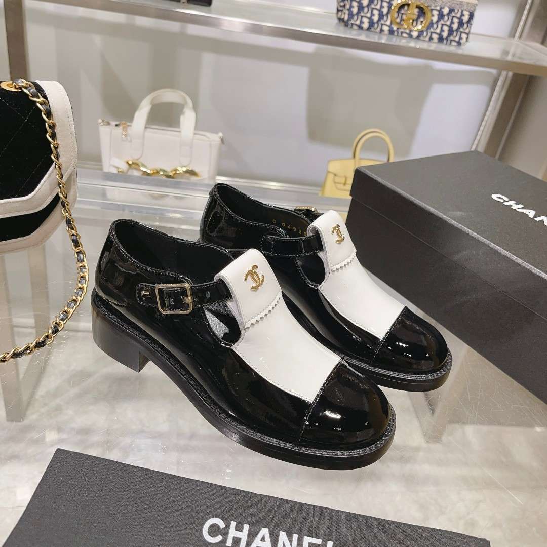 Chanel Mary Jane Loafers Hidden White For Women - Image 4