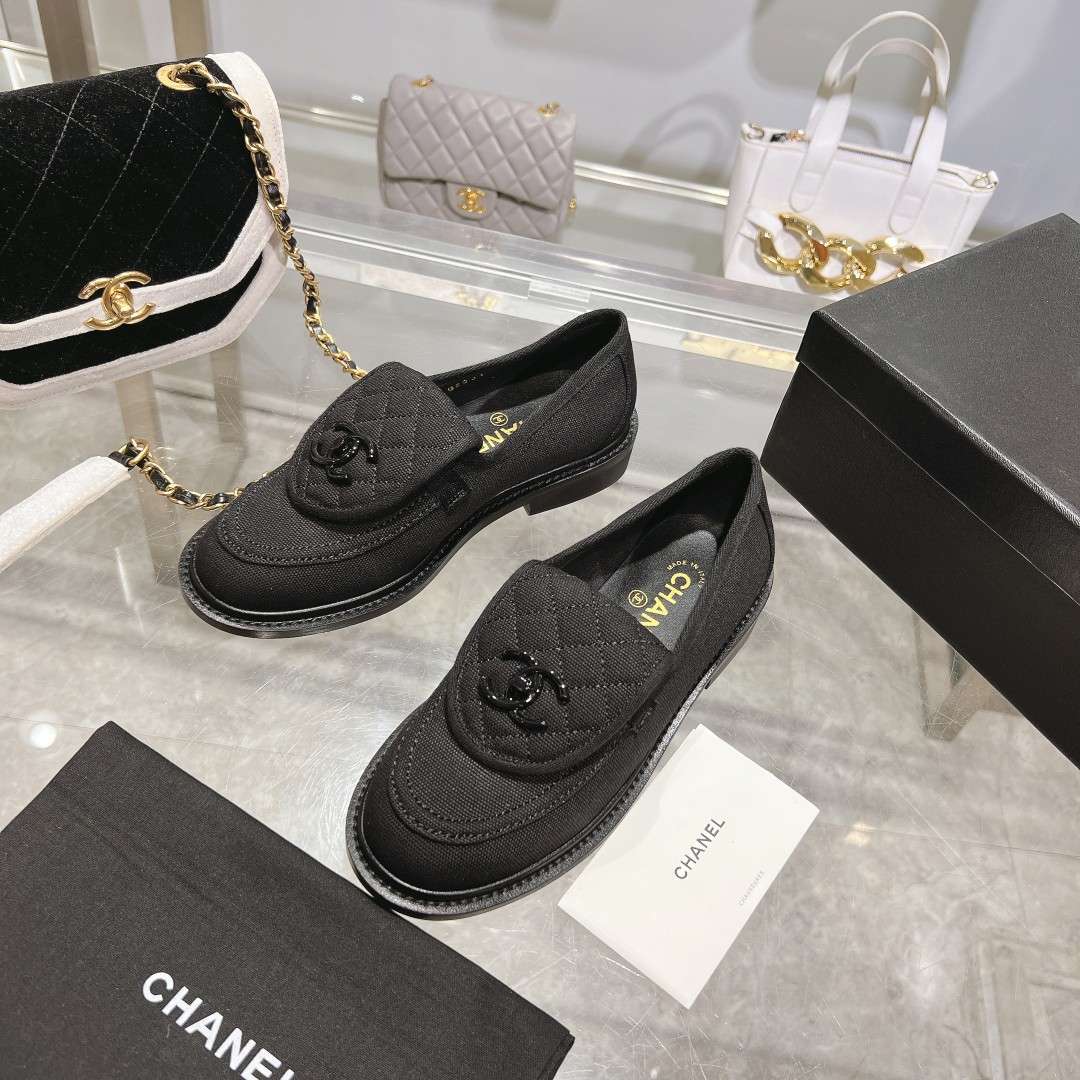 Chanel Moccasins Black For Women - Image 2