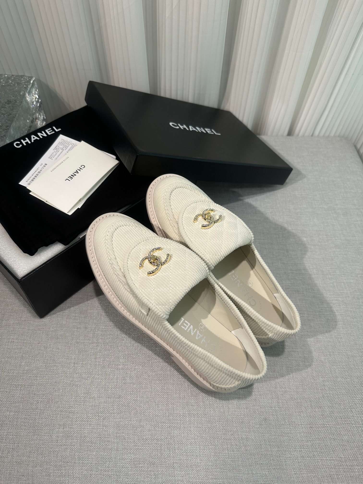 Chanel Moccasins Cream For Women - Image 10