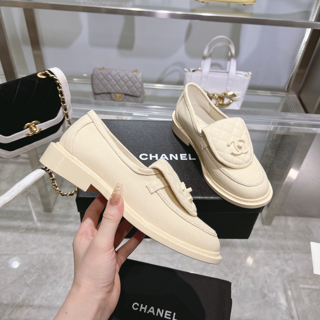 Chanel Moccasins White For Women - Image 6