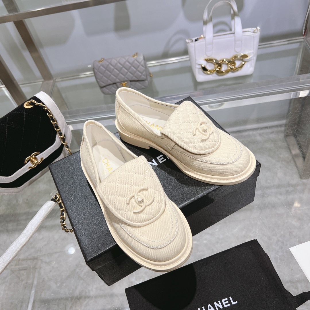 Chanel Moccasins White For Women - Image 5