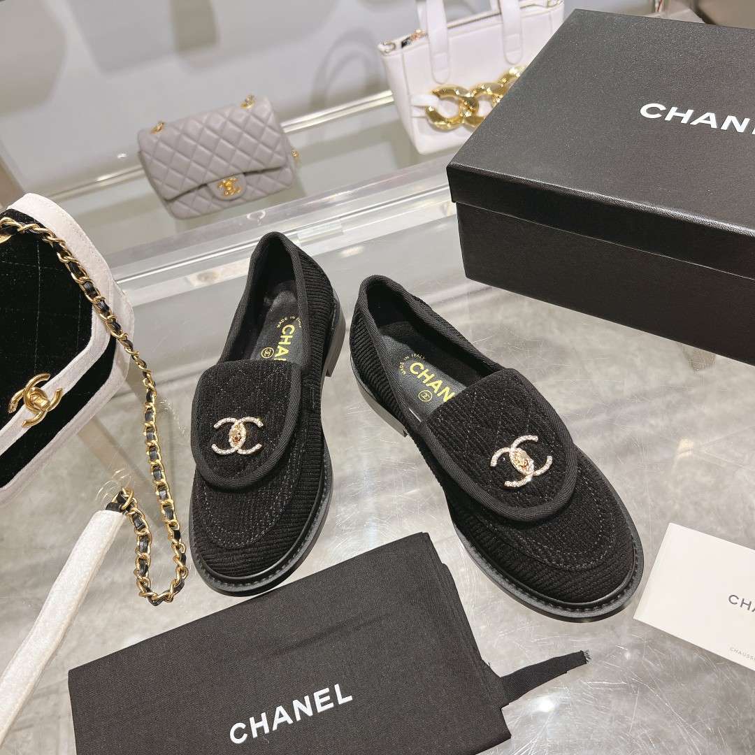 Chanel Moccasins Black For Women - Image 7