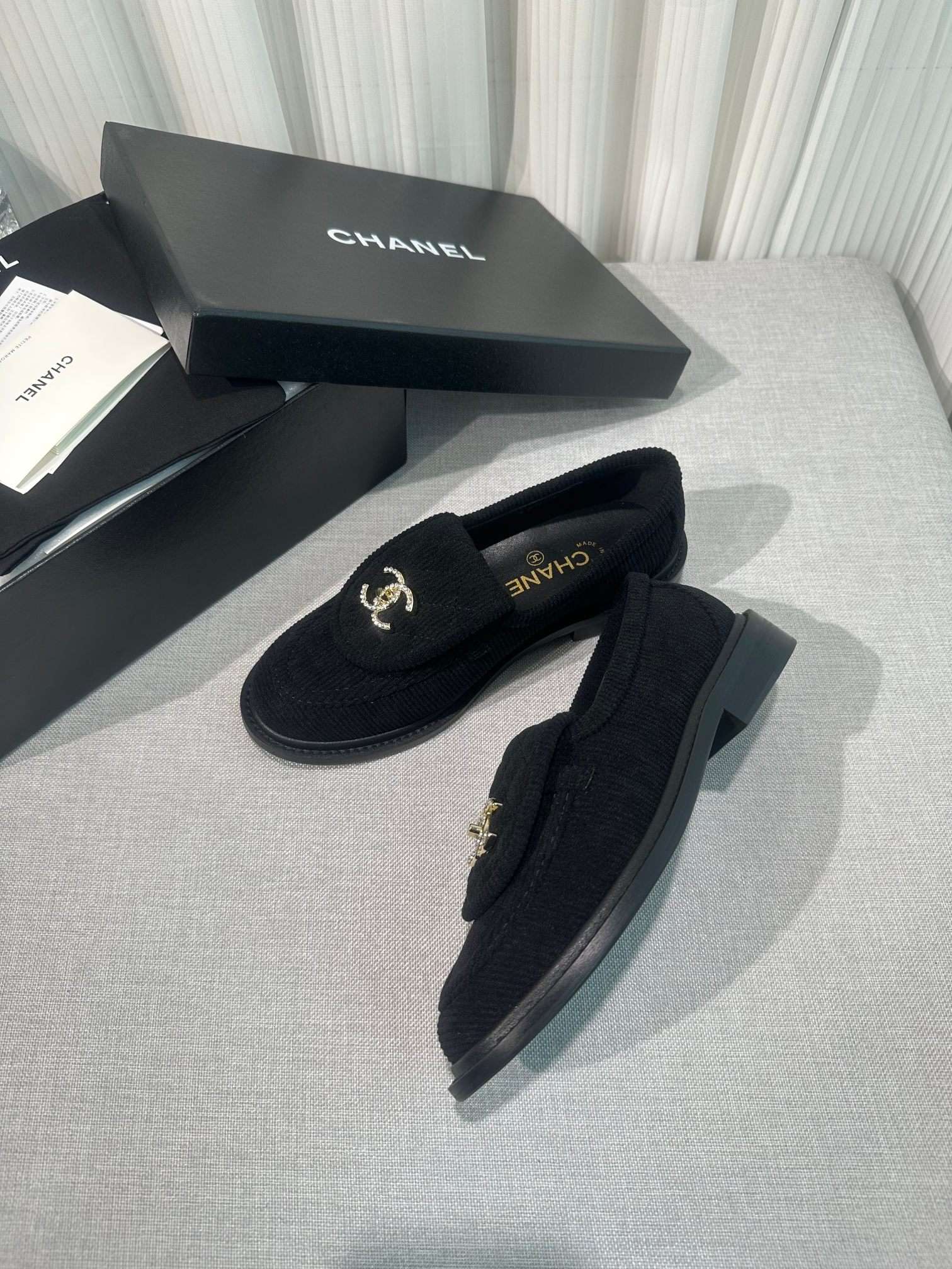 Chanel Moccasins Black For Women - Image 2