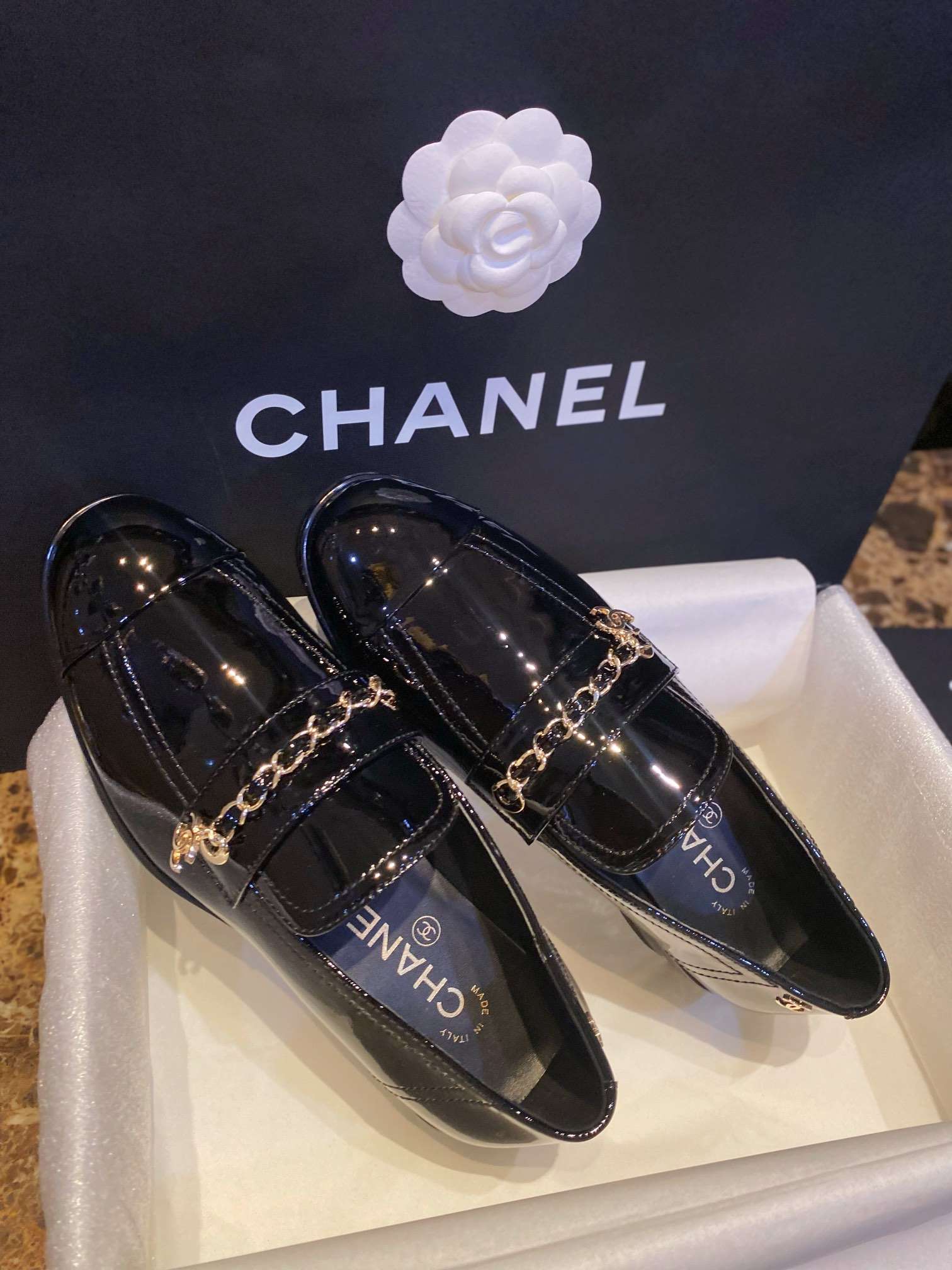 Chanel Patent Chain Loafers Black For Women - Image 3