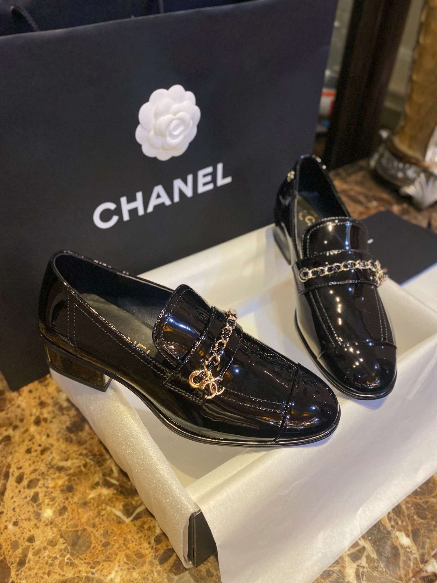 Chanel Patent Chain Loafers Black For Women - Image 2