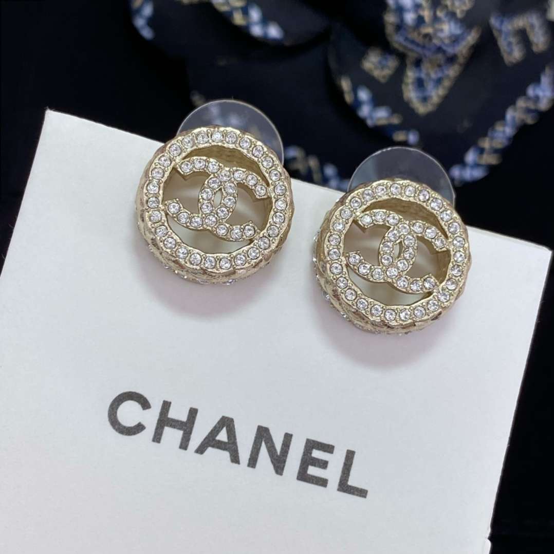 Chanel Round Diamond Earrings Gold For Women - Image 2