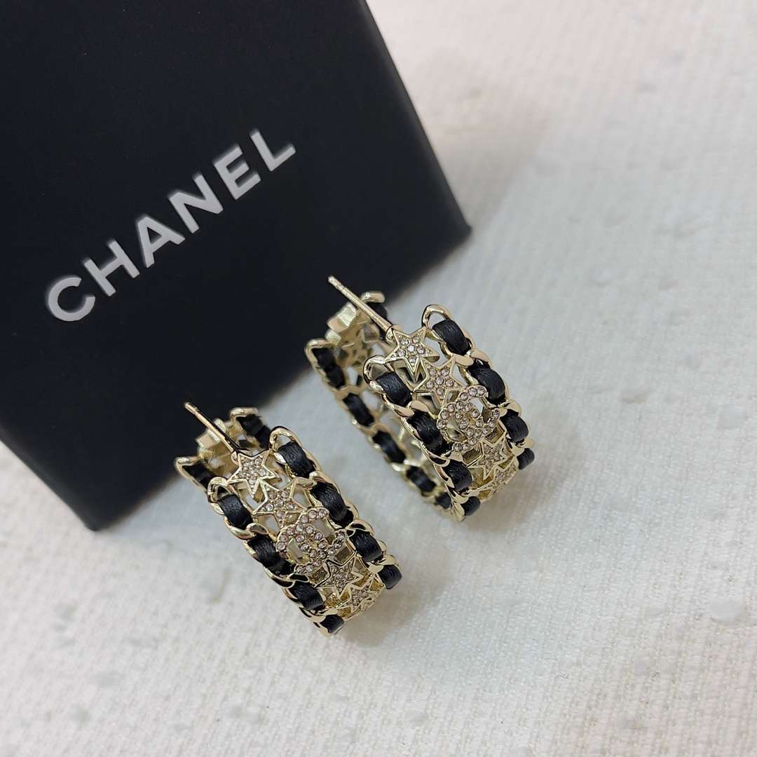 Chanel Star Earrings Gold For Women - Image 8