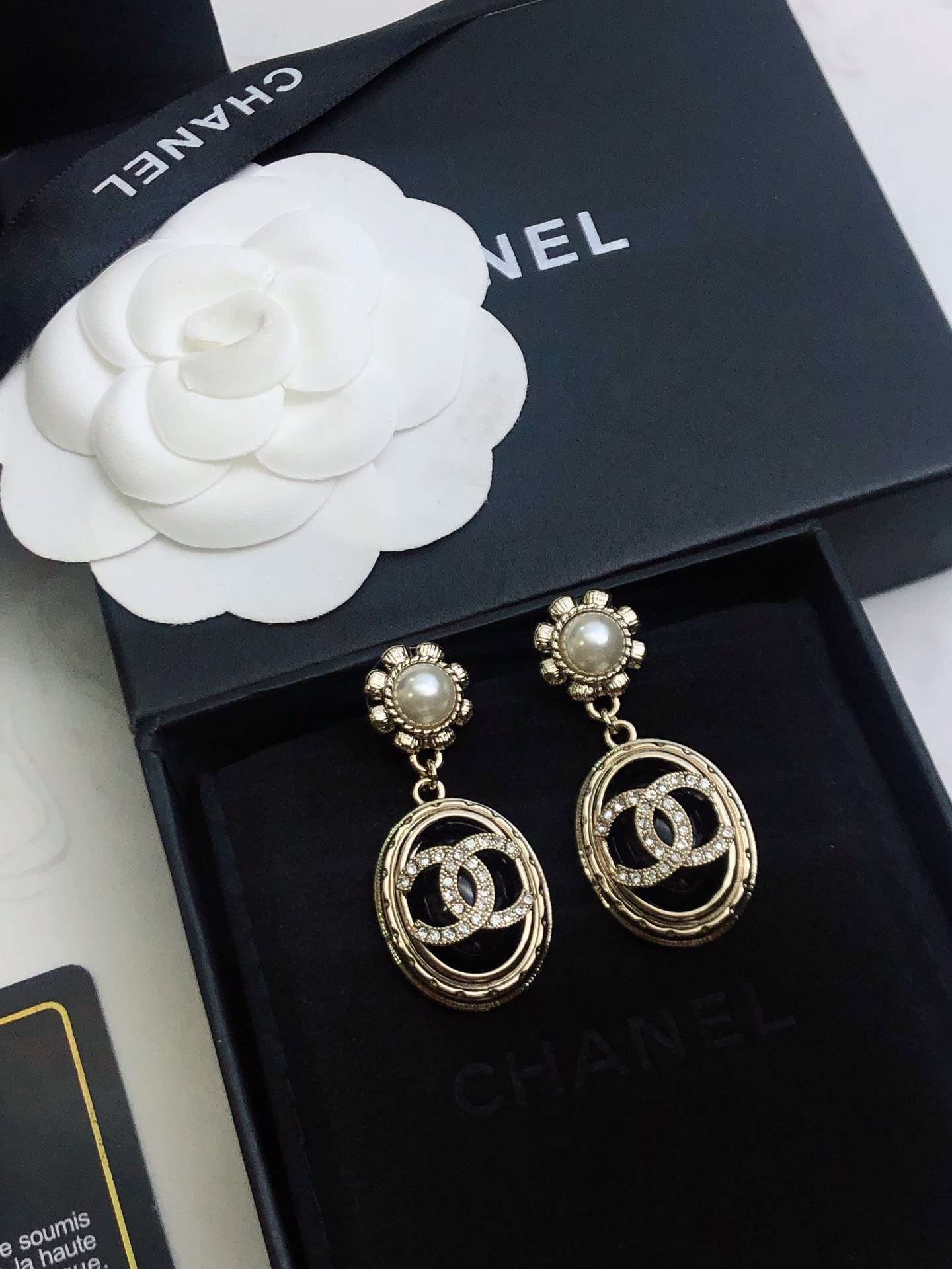 Chanel Stone Oval Earrings Gold For Women - Image 7