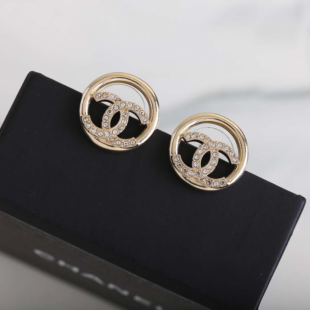 Chanel Stud Earrings Gold For Women - Image 3