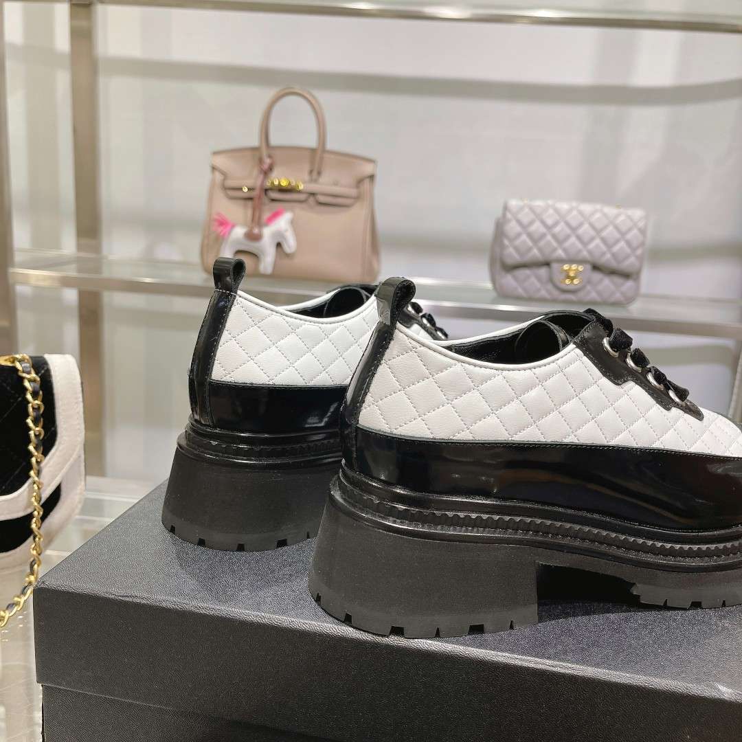 Chanel Thick Soled Chain Laced Loafers White For Women - Image 9