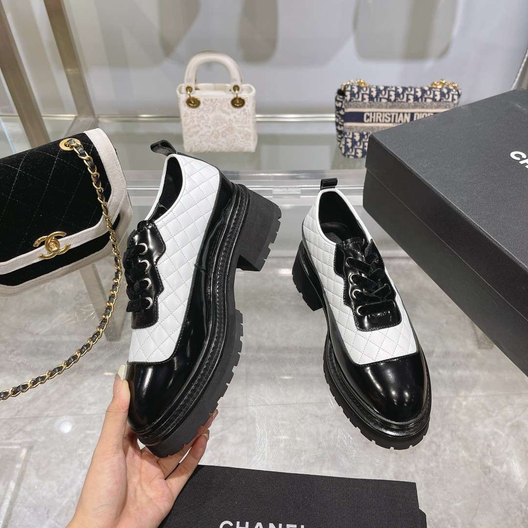 Chanel Thick Soled Chain Laced Loafers White For Women - Image 8