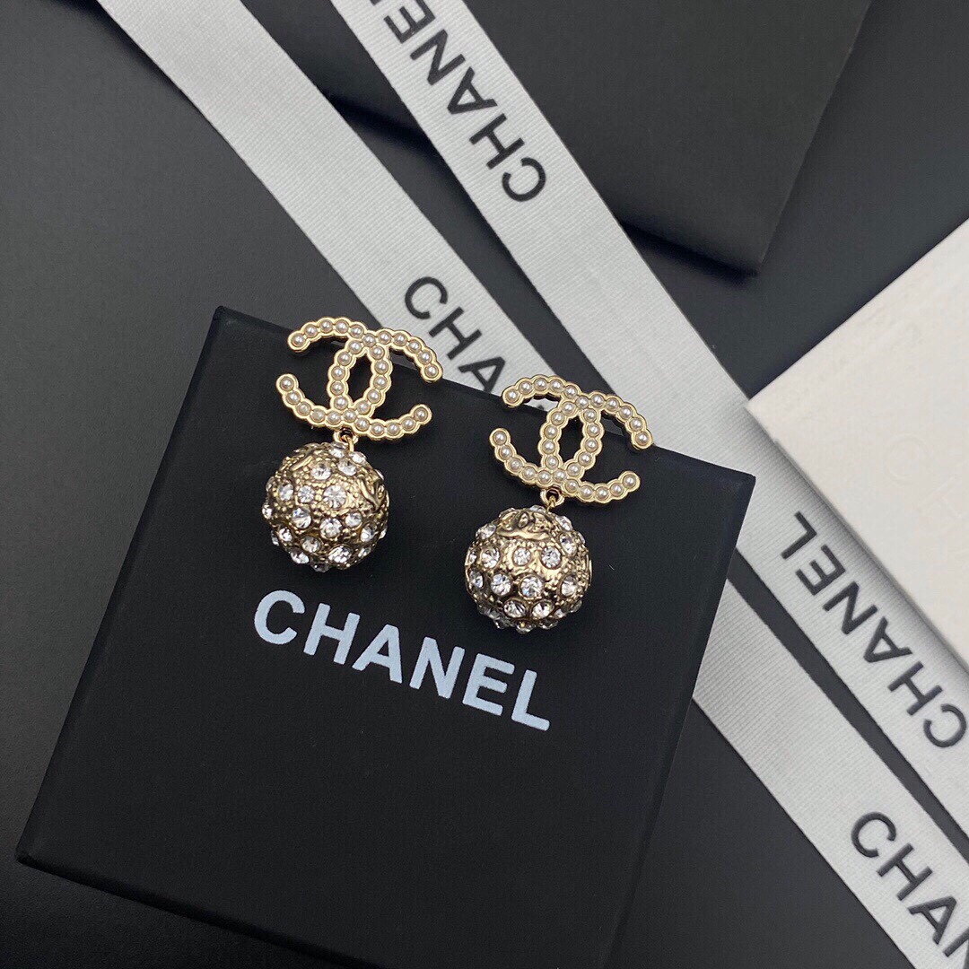 Chanel Double C Earrings Gold For Women - Image 9