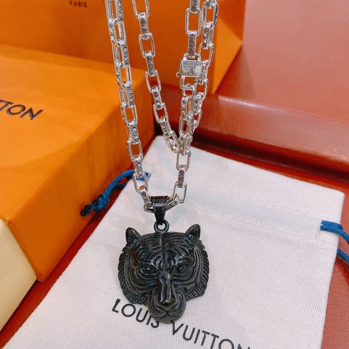 Louis Vuitton Leash Necklace Silver For Women - Image 6