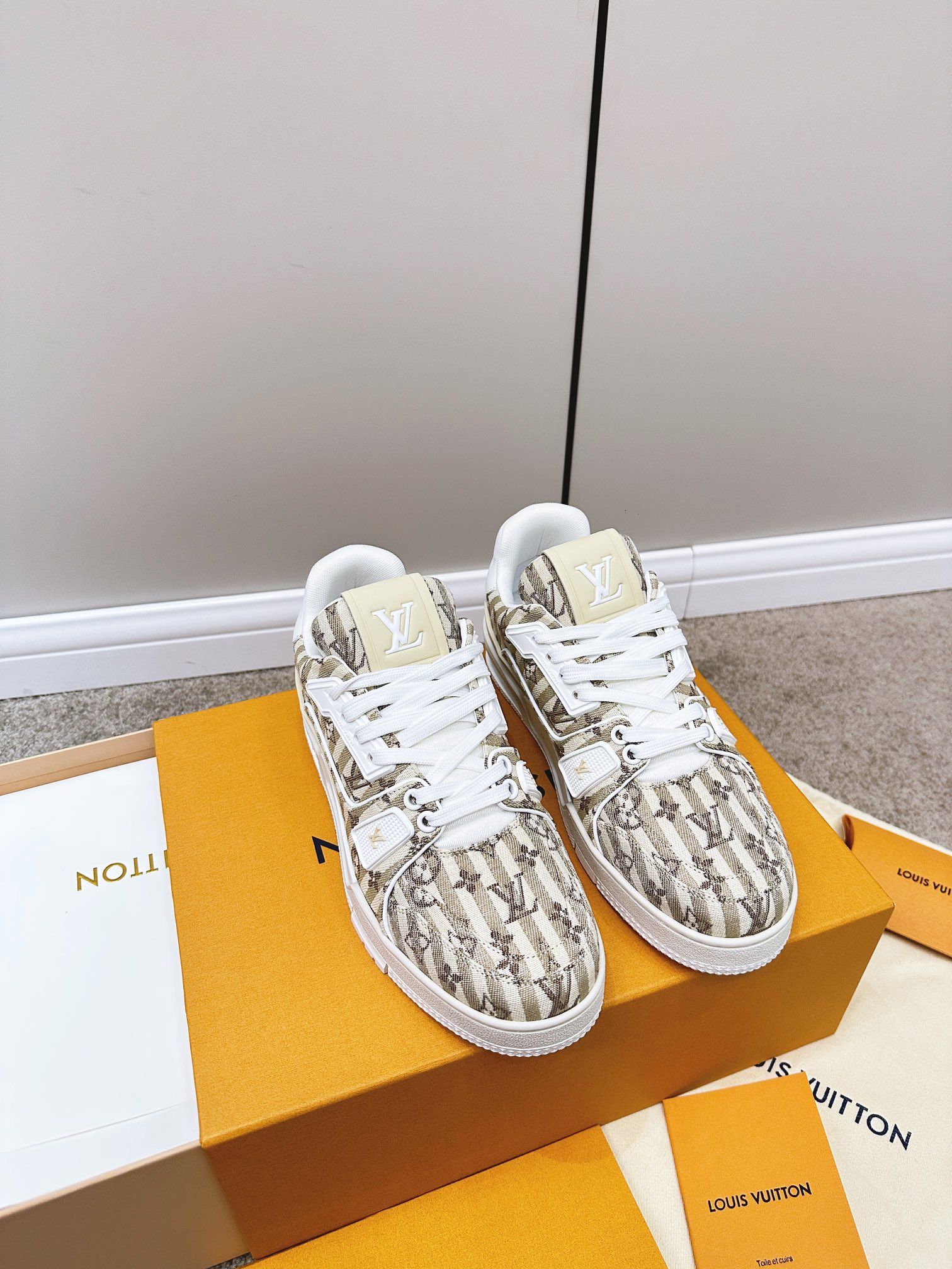 Louis Vuitton Retro Basketball Sneakers Cream For Women - Image 8