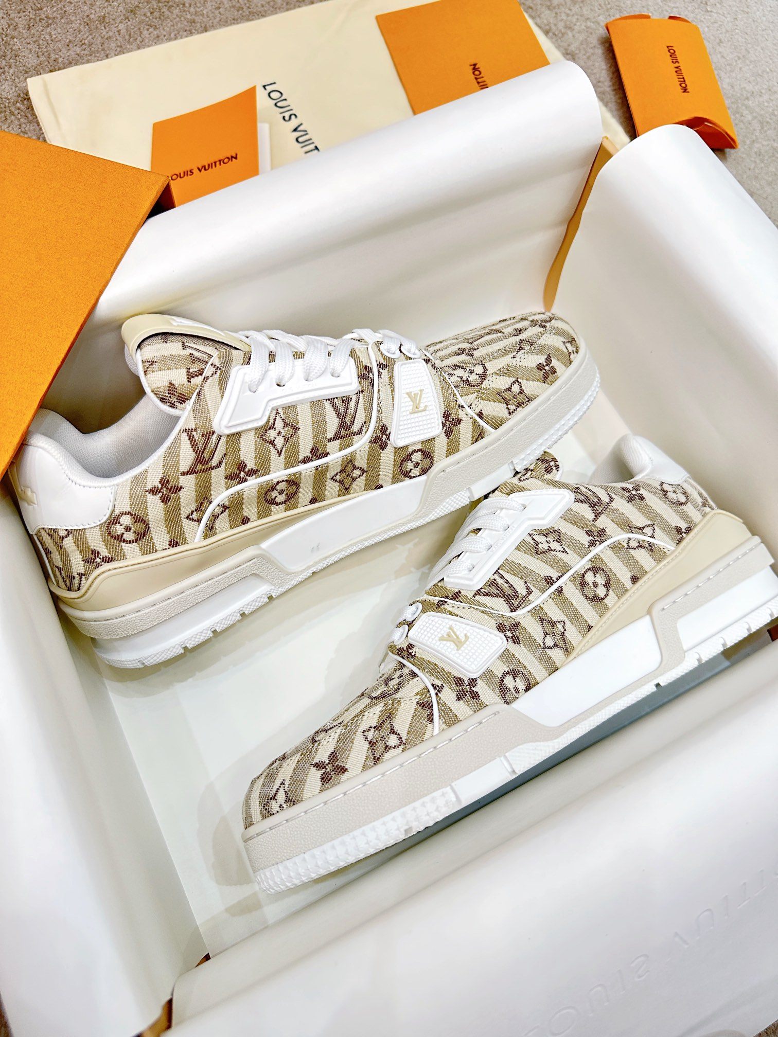 Louis Vuitton Retro Basketball Sneakers Cream For Women - Image 7