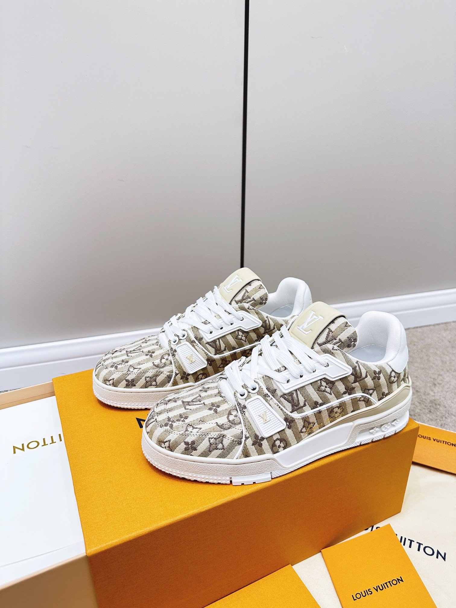 Louis Vuitton Retro Basketball Sneakers Cream For Women - Image 4