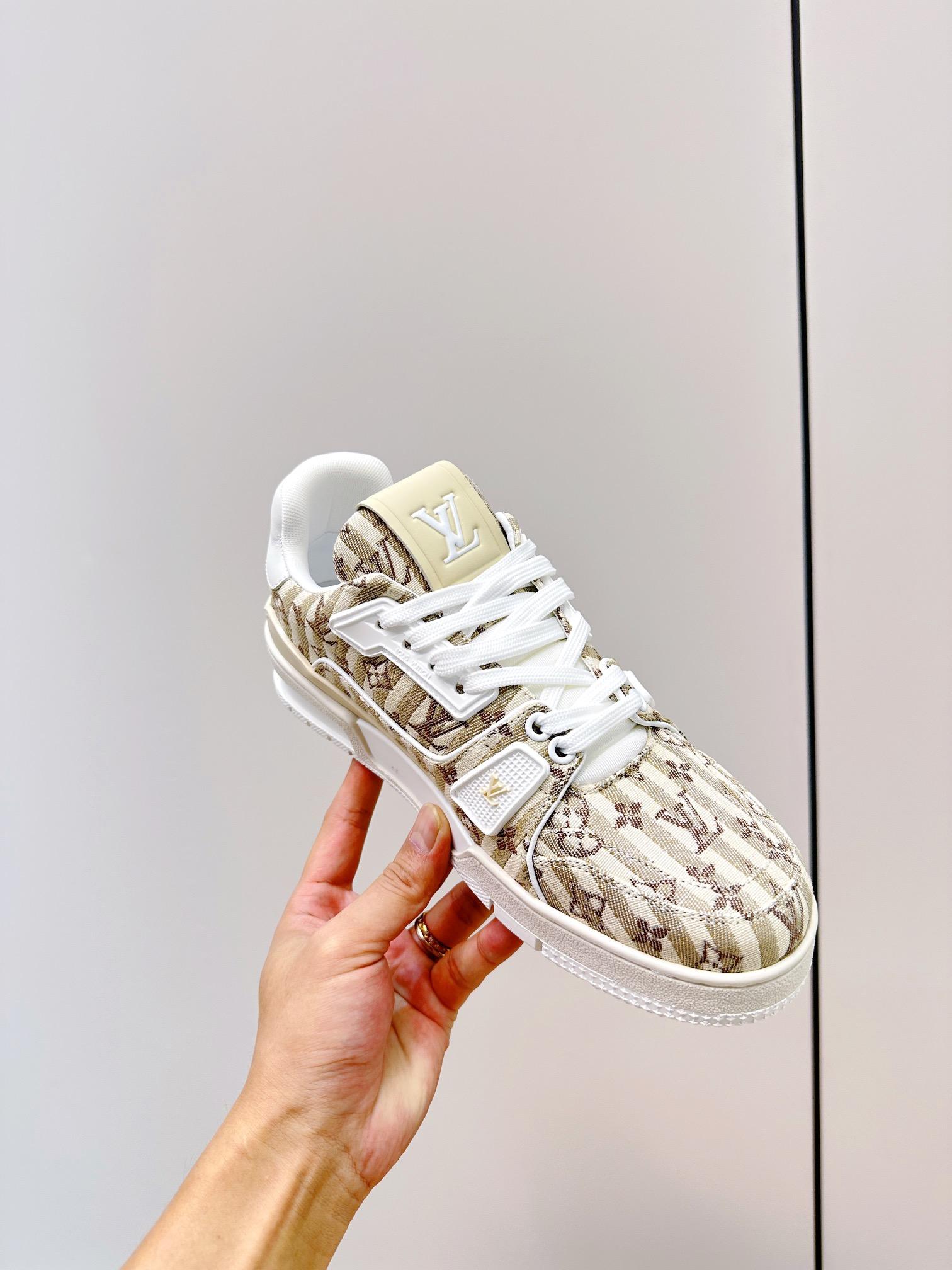 Louis Vuitton Retro Basketball Sneakers Cream For Women - Image 2