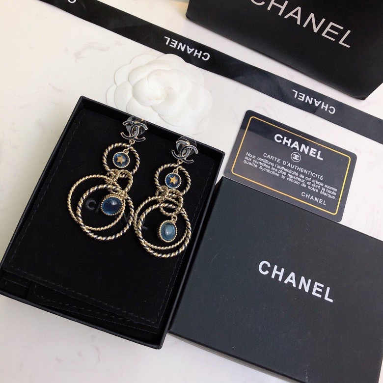 Chanel Multi Circles Earrings Gold Tone For Women - Image 4